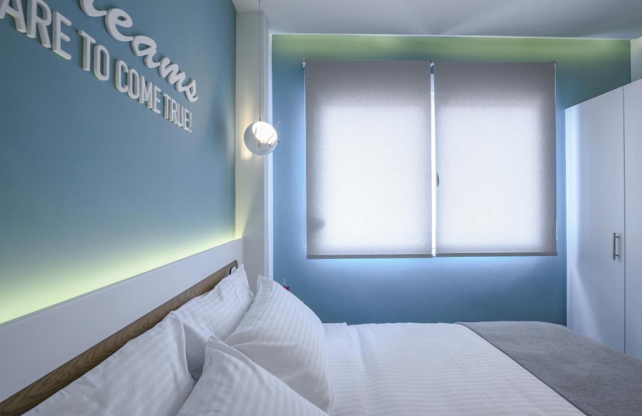 Τhe Half Root Suite In The Heart Of City Center Thessalonique Extérieur photo