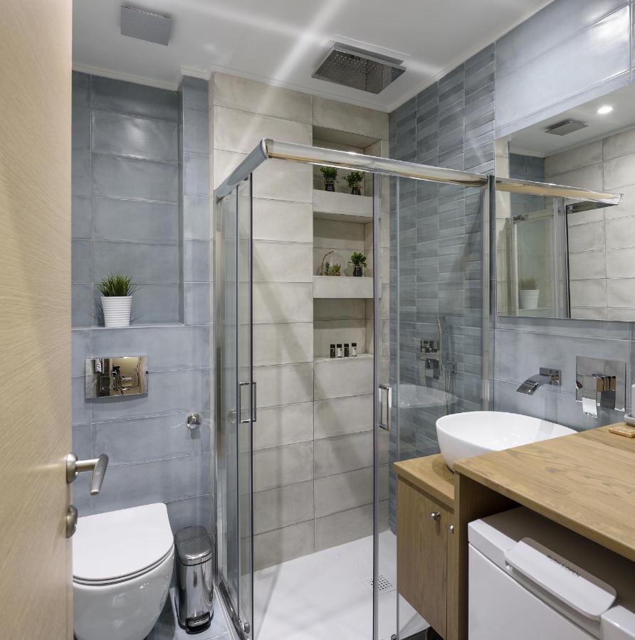 Τhe Half Root Suite In The Heart Of City Center Thessalonique Extérieur photo