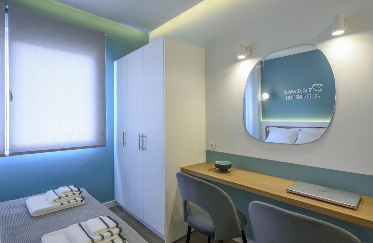 Τhe Half Root Suite In The Heart Of City Center Thessalonique Extérieur photo