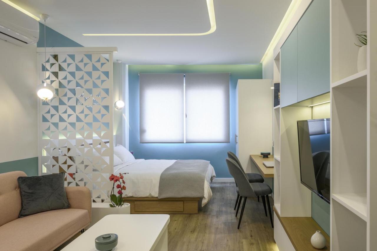 Τhe Half Root Suite In The Heart Of City Center Thessalonique Extérieur photo